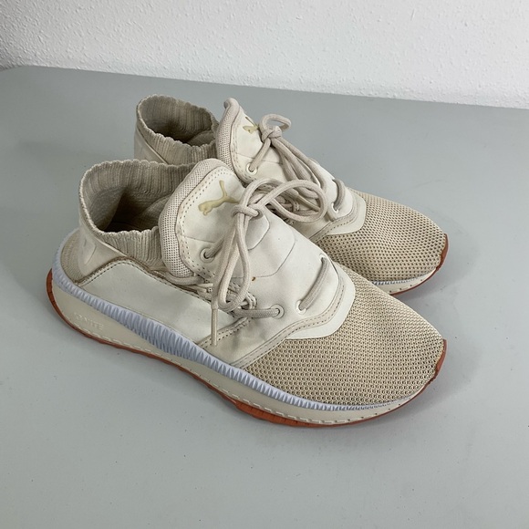 Puma Cream Slip On Sneakers Children’s Size 5.5 - Picture 1 of 8